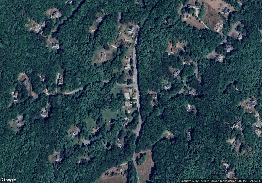 58 Pine St, Freeport, ME 04032 - photo 1