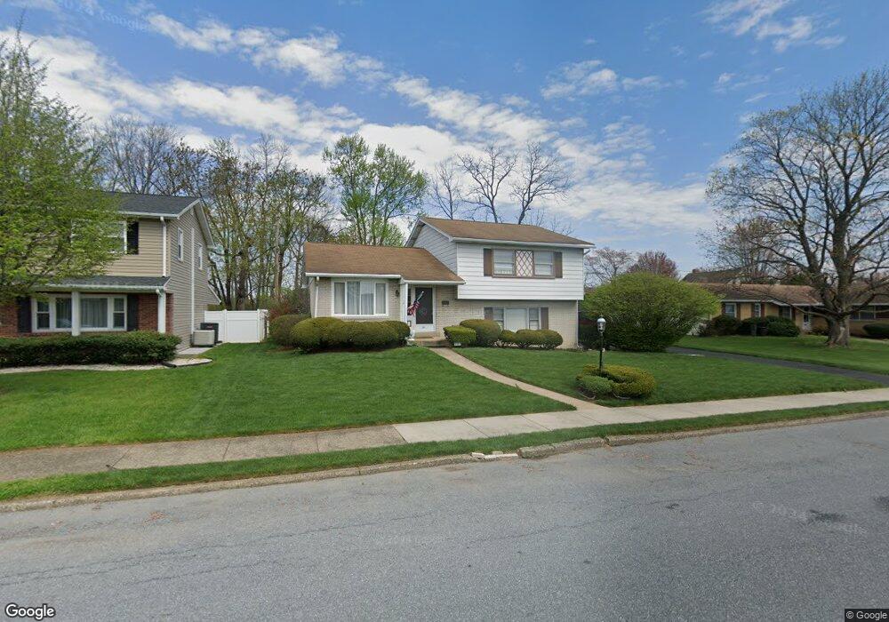 1103 W Highland St, Whitehall, PA 18052 - photo 1