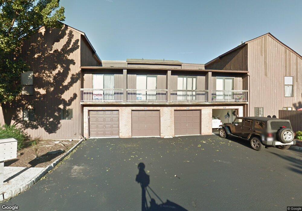 39 Bloomingdale Dr unit 34, Hillsborough Township, NJ 08844 - photo 1