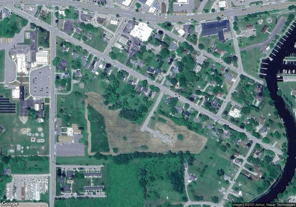 224 E Michigan Ave, Au Gres, MI 48703 - photo 1