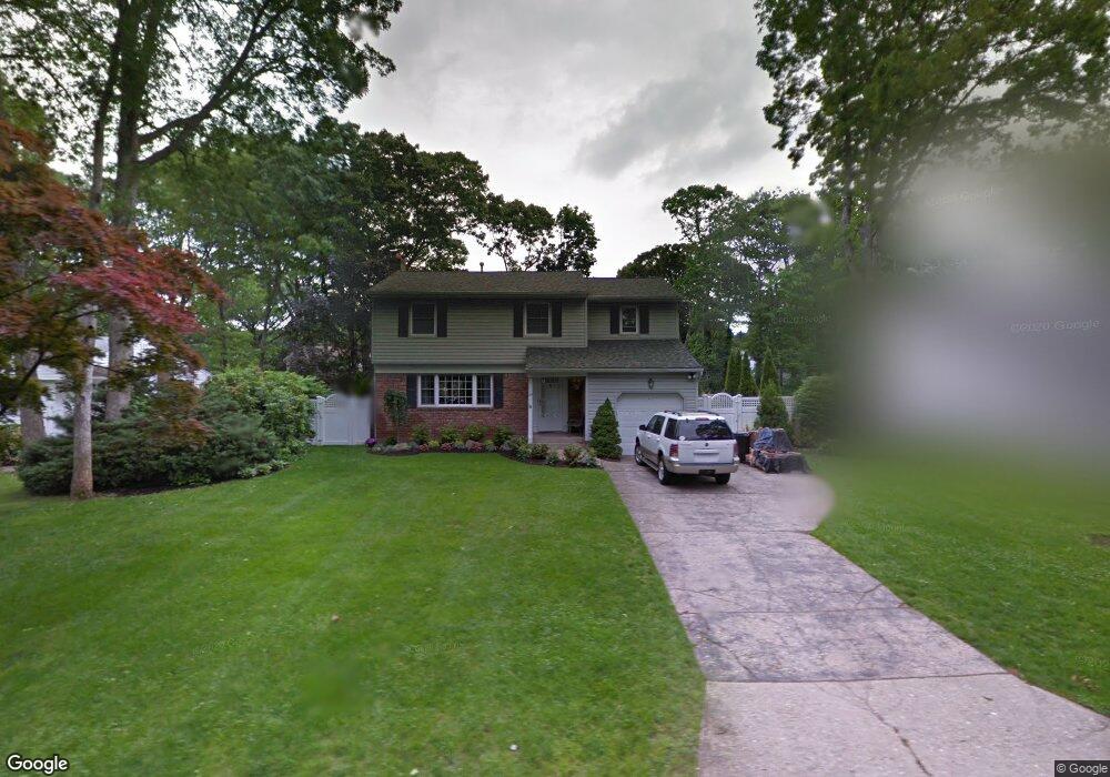 26 Gull Dr, Hauppauge, NY 11788 - photo 1