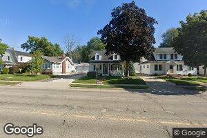 316 N Riverview Dr, Kalamazoo, MI 49004