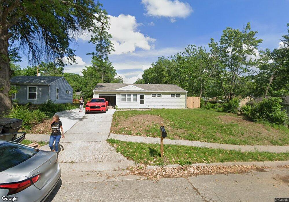 3316 SE Bryant St, Topeka, KS 66605 - photo 1