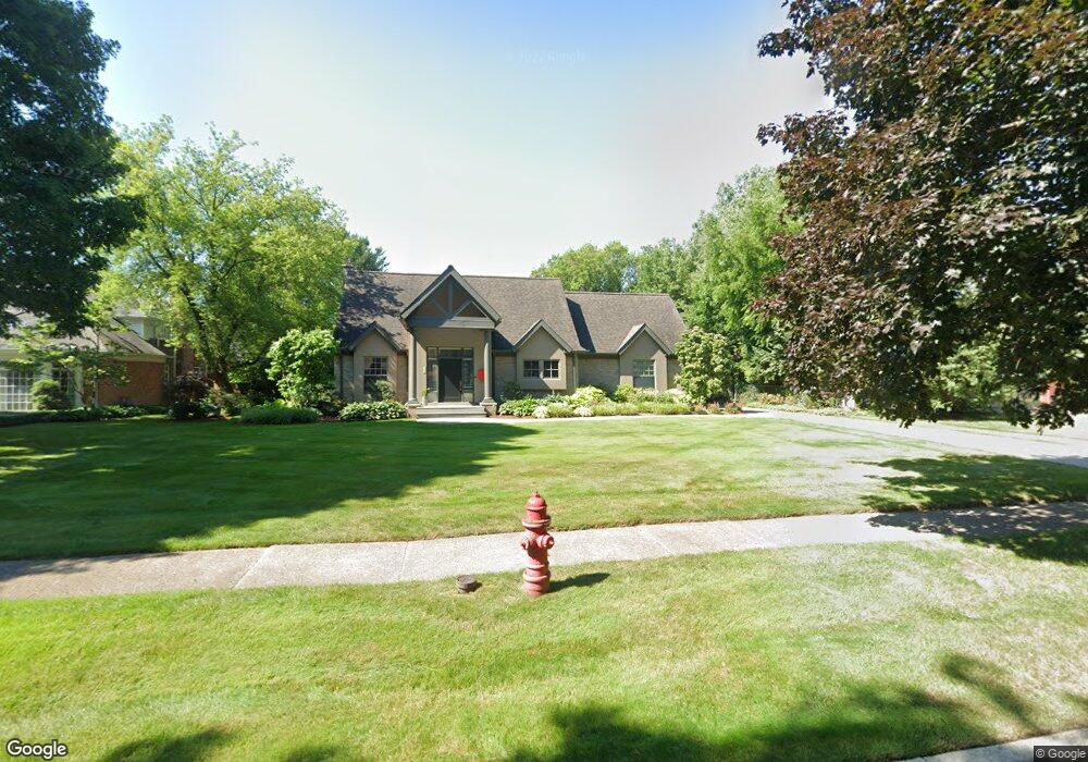 165 Lothrop Rd, Grosse Pointe Farms, MI 48236 - photo 1