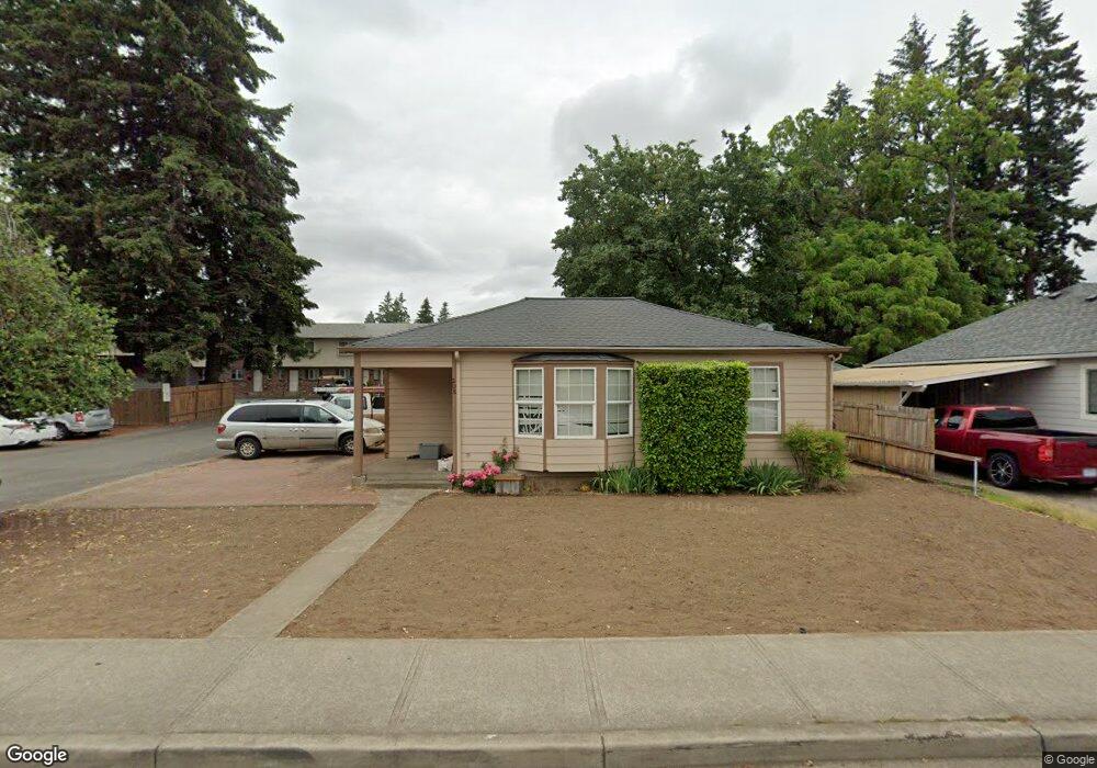 208 NE 4th Ave, Canby, OR 97013 - photo 1