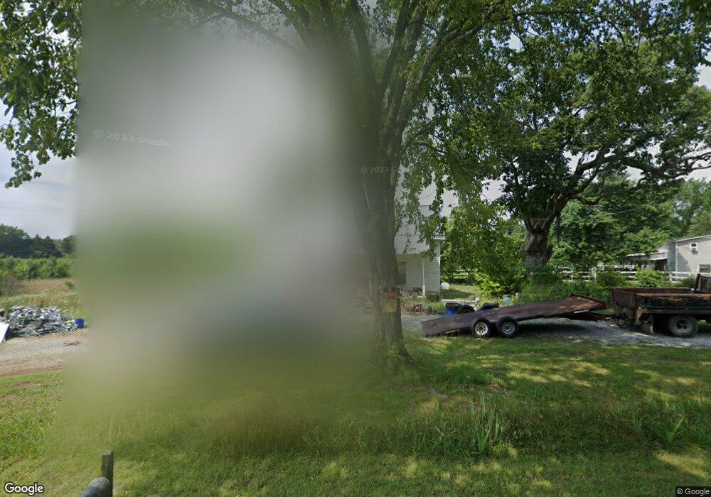 810 Whitaker Rd, Shelbyville, TN 37160 - photo 1