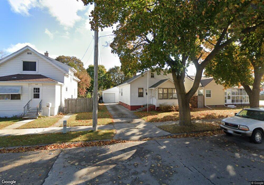 1105 Victory St, Two Rivers, WI 54241 - photo 1