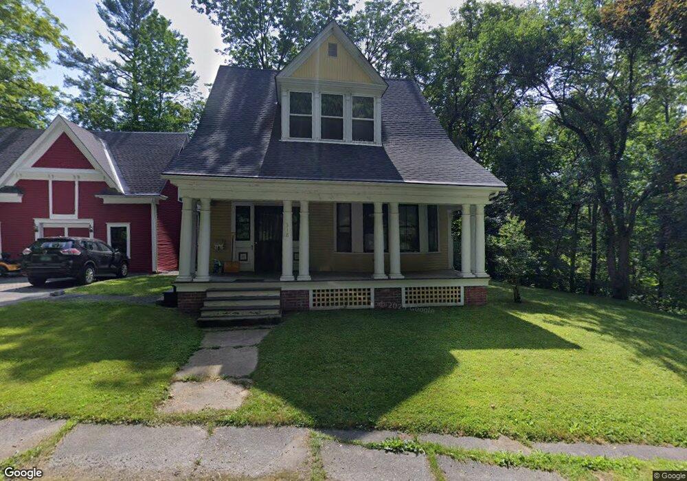 318 Mount Pleasant St, Saint Johnsbury, VT 05819 - photo 1