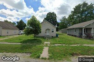 900 1st St, Gillespie, IL 62033