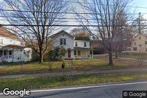 82 State St, Nicholson, PA 18446