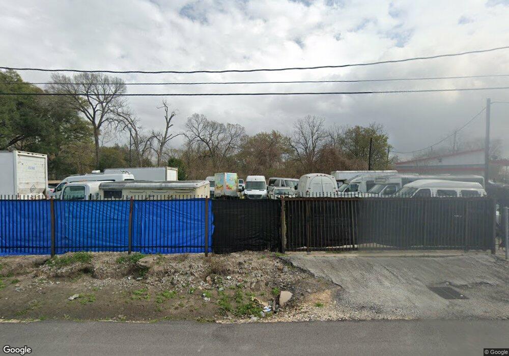 7410 Maxroy St, Houston, TX 77088 - photo 1