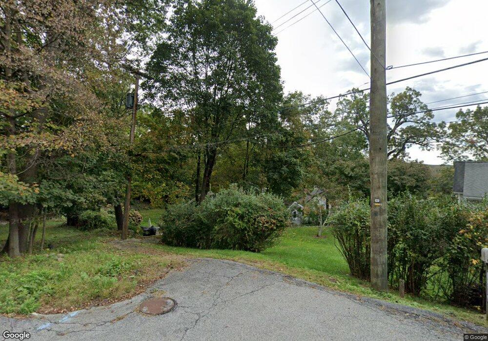 1497 Kimble Ave, Mohegan Lake, NY 10547 - photo 1