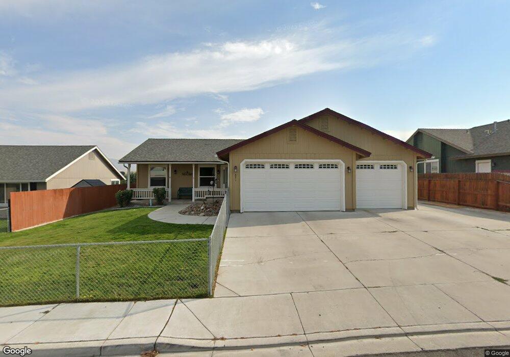 631 Ross St, Winnemucca, NV 89445 - photo 1