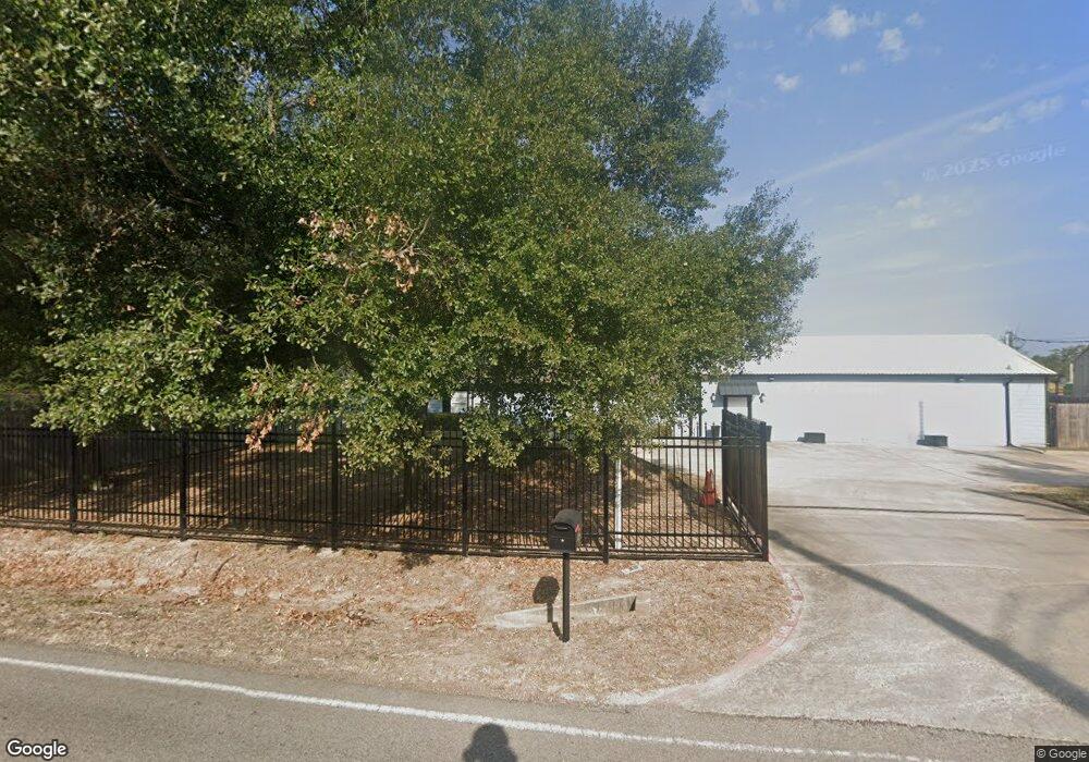 419 E Hufsmith Rd, Tomball, TX 77375 - photo 1