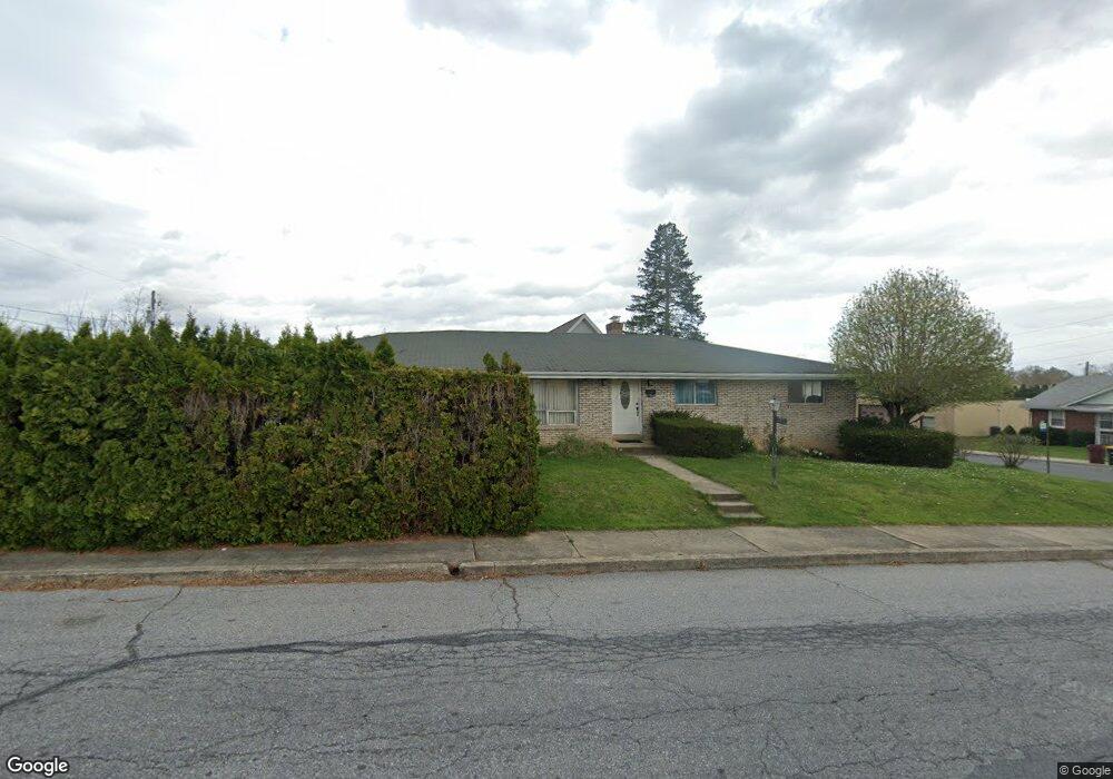 1202 N 13th St unit 1206, Whitehall, PA 18052 - photo 1