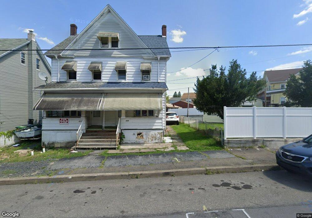 209 Allen St, West Hazleton, PA 18202 - photo 1