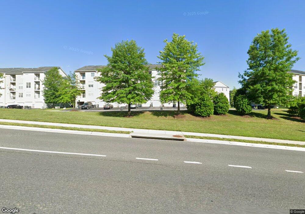 15541 John Diskin Cir, Woodbridge, VA 22191 - photo 1