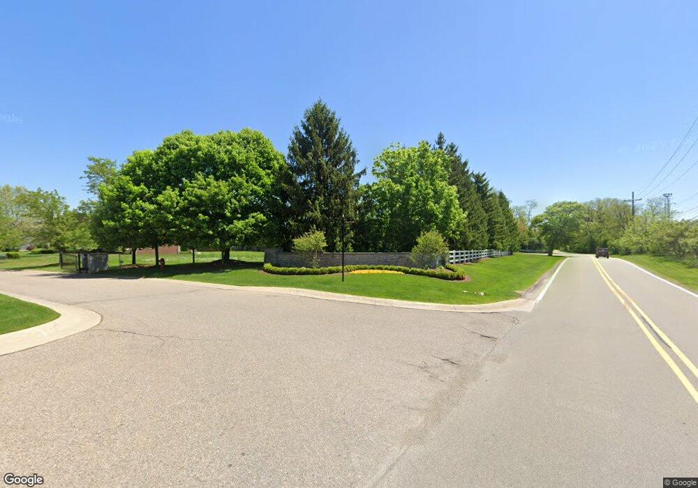 502 Chase Camelle, Bloomfield Hills, MI 48304 - photo 1