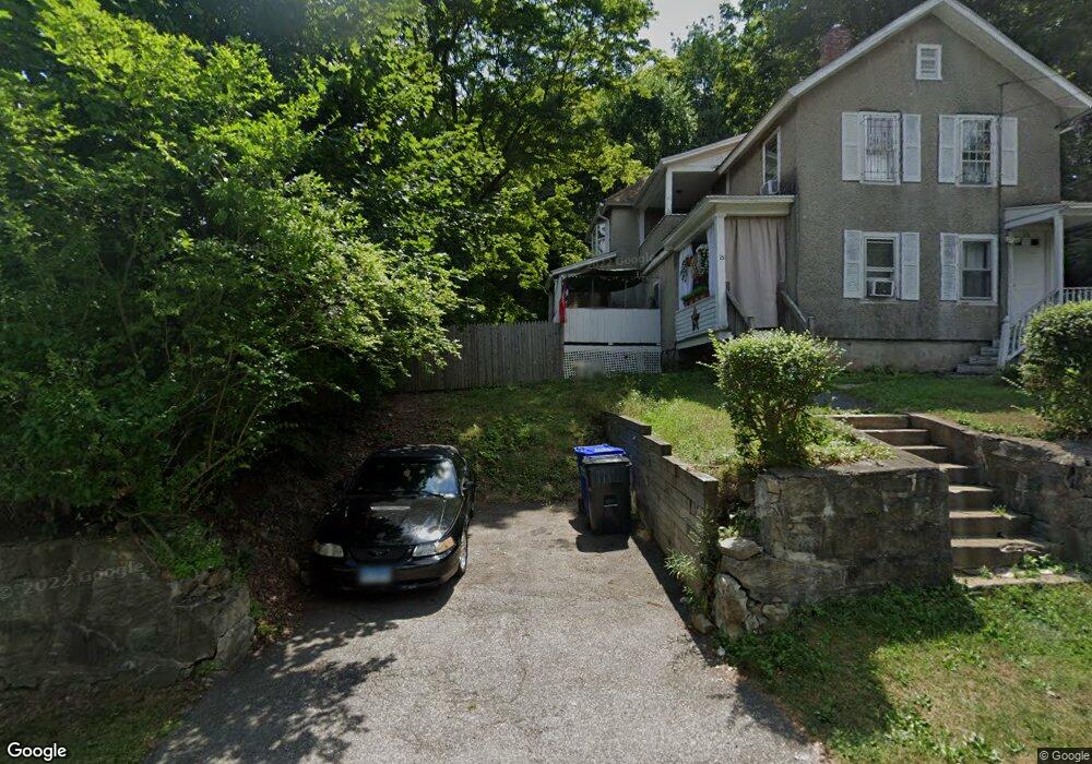 15 Bank St unit 2ND, Winsted, CT 06098 - photo 1