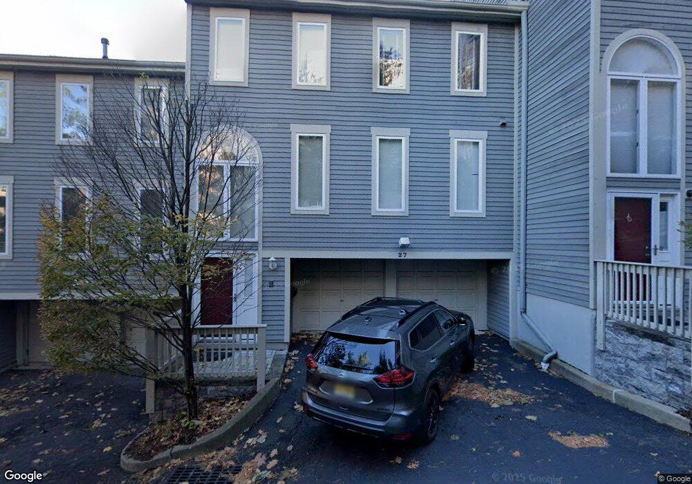 27 Hooks Ln, Edgewater, NJ 07020 - photo 1