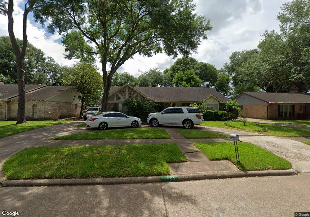 5605 Long Creek Ln, Houston, TX 77088 - photo 1