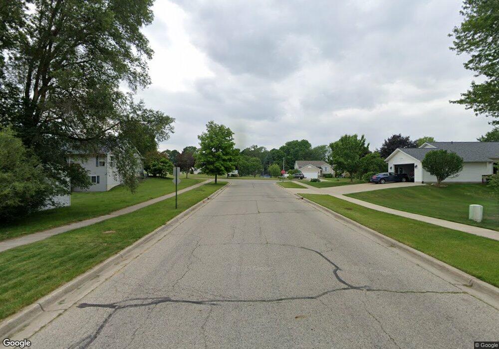 29 Peach St, Wayland, MI 49348 - photo 1