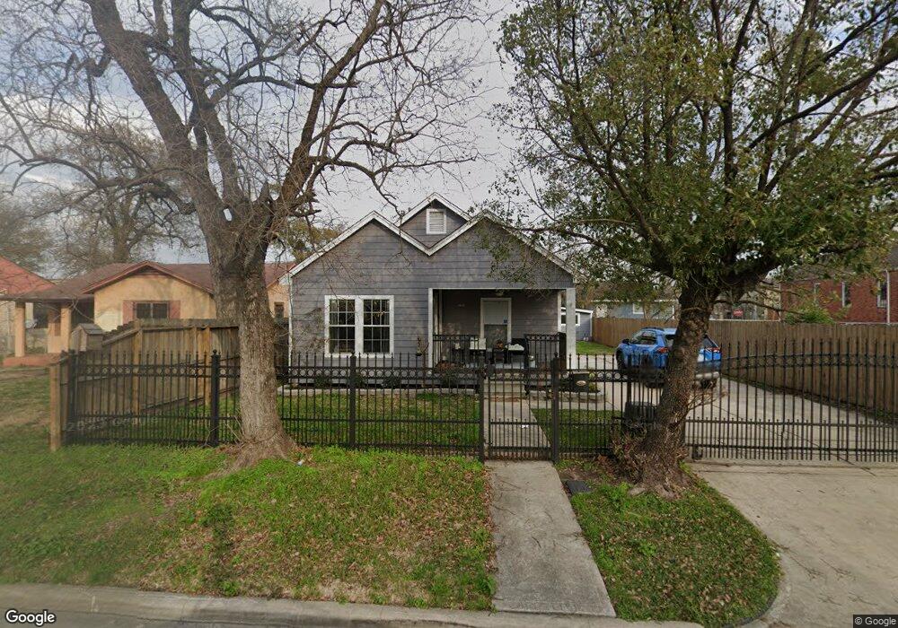 4206 Billingsley St, Houston, TX 77009 - photo 1