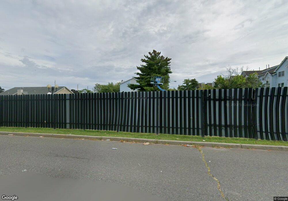 125 Edpas Rd, New Brunswick, NJ 08901 - photo 1