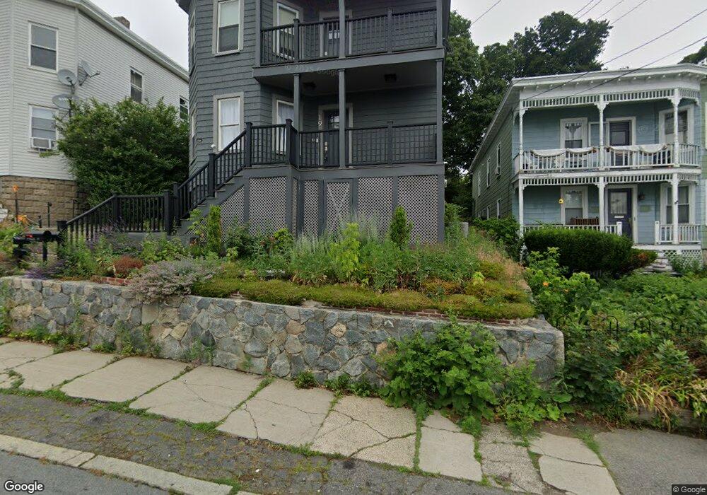 19 Hazel St unit 1, Salem, MA 01970 - photo 1