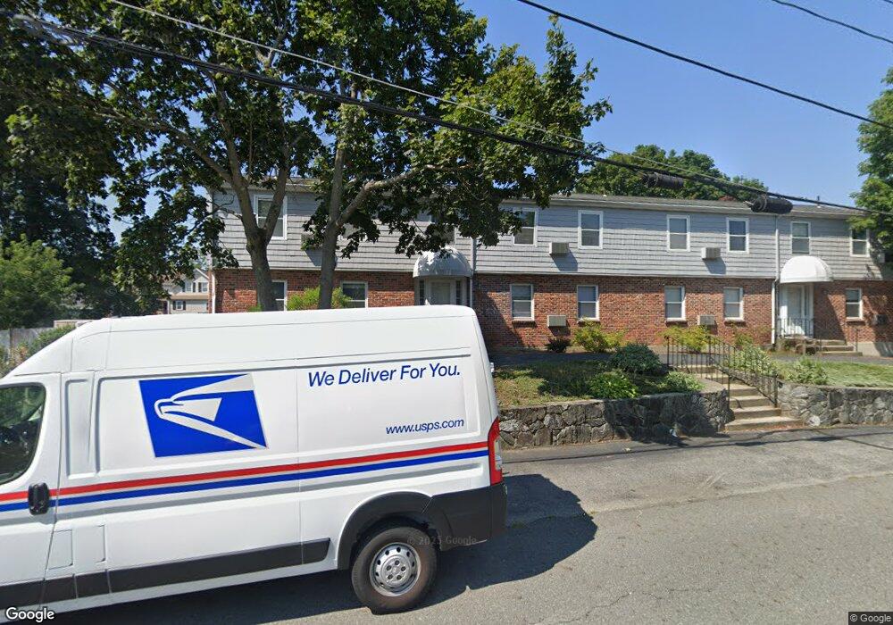 31 Melvin St unit 2, Wakefield, MA 01880 - photo 1