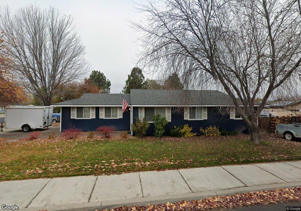 1737 SW 31st St, Redmond, OR 97756 - photo 1