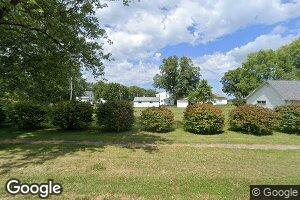 104 E Grant St, Avon, IL 61415