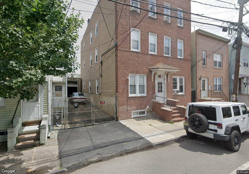 71 Garden St, Newark, NJ 07105 - photo 1