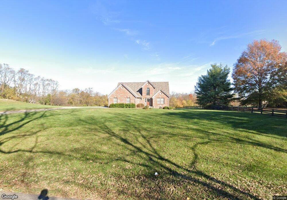 476 Colston Ln, Frankfort, KY 40601 - photo 1