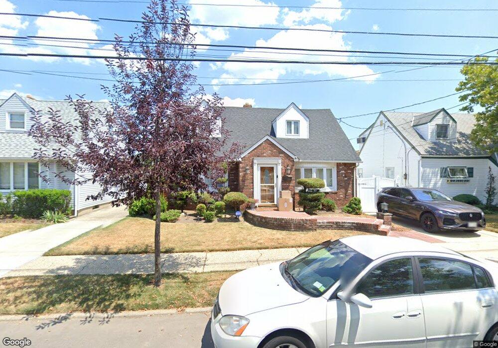 157-35 88th St unit 3-D, Jamaica, NY 11414 - photo 1