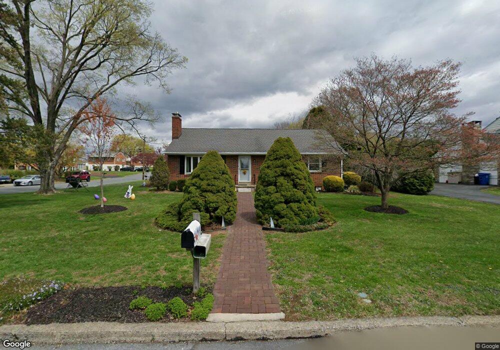 3625 Stoudts Ferry Bridge Rd, Reading, PA 19605 - photo 1