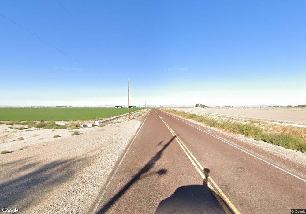 544 W 2500 South St, Hinckley, UT 84635 - photo 1