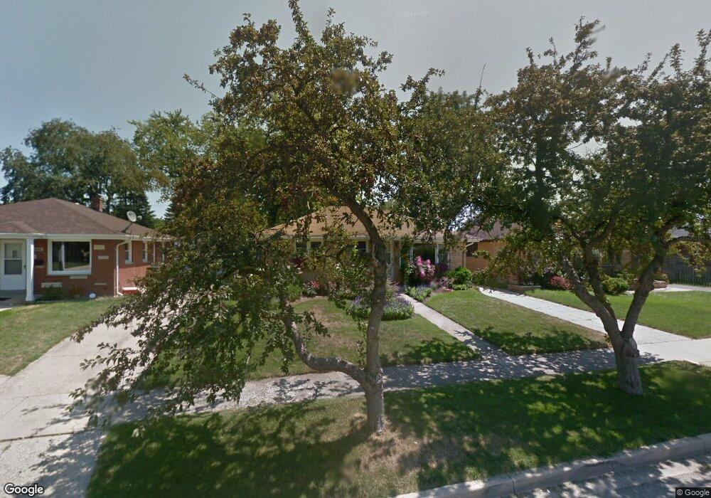 2435 Linden Ave, Waukegan, IL 60087 - photo 1