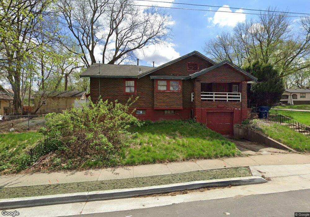 747 37th St, Des Moines, IA 50312 - photo 1