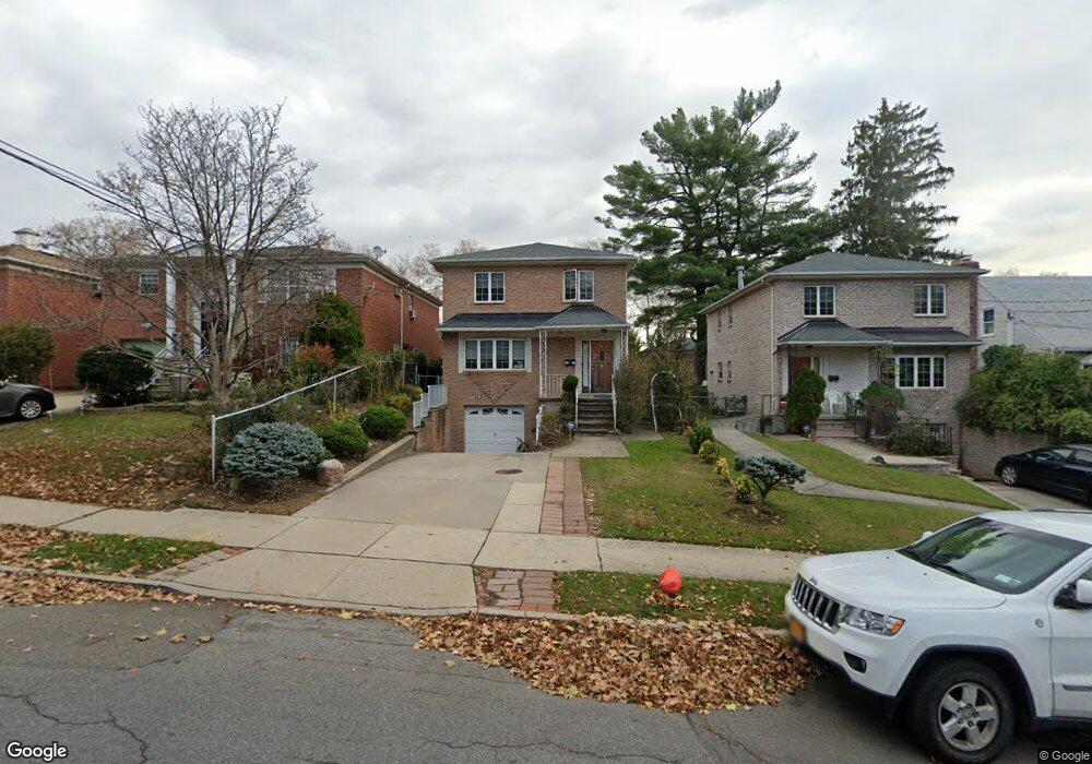 3363 Utopia Pkwy, Flushing, NY 11358 - photo 1