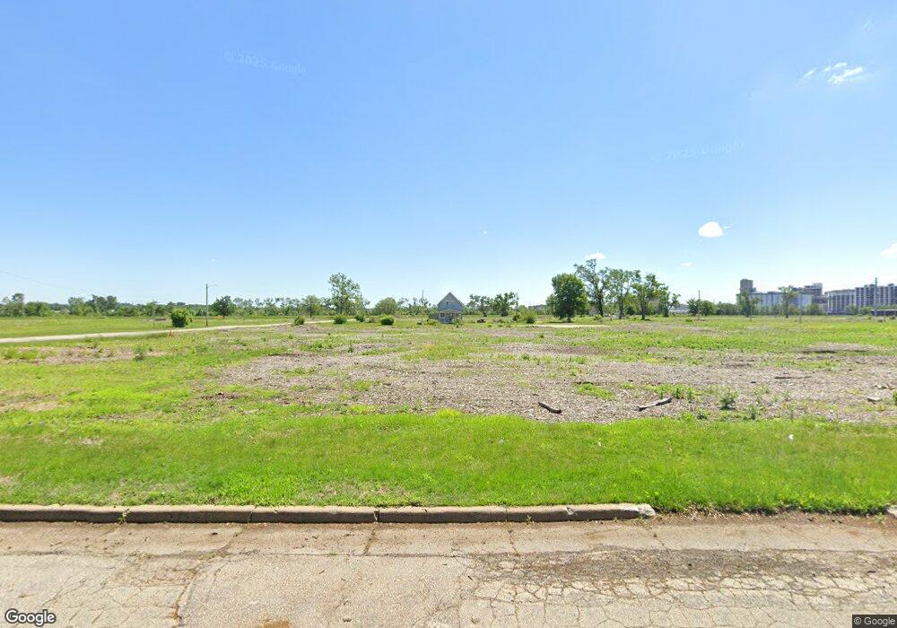 1523 6th St NW, Cedar Rapids, IA 52405 - photo 1