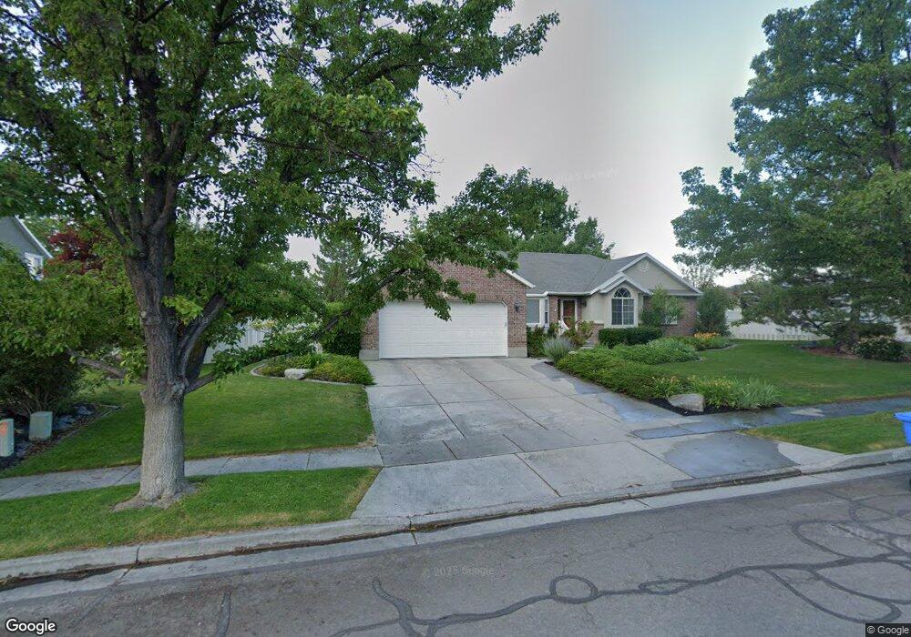 2083 W Prairie Dog Cir, Riverton, UT 84065 - photo 1