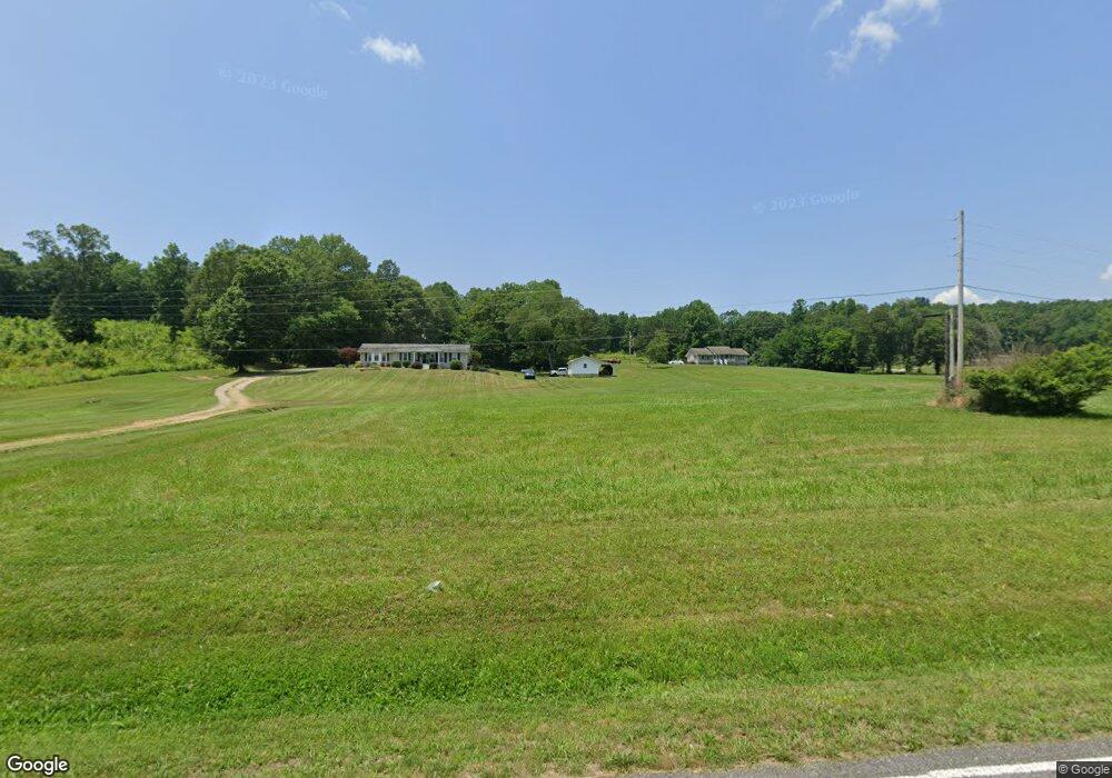 1256 Waverly Rd, Tennessee Ridge, TN 37178 - photo 1