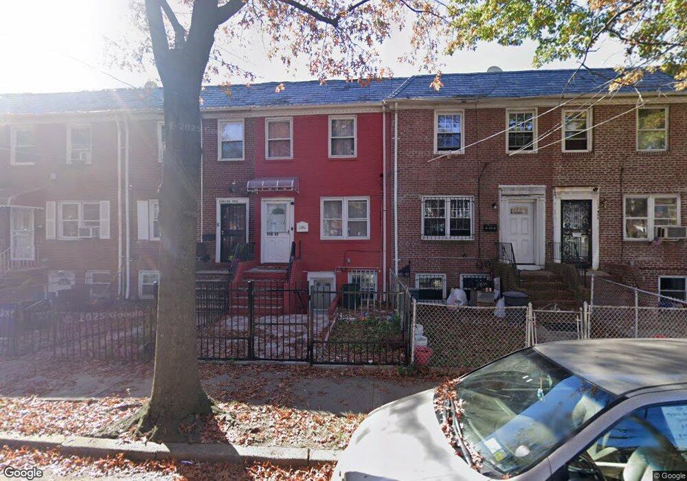 11010 172nd St, Jamaica, NY 11433 - photo 1