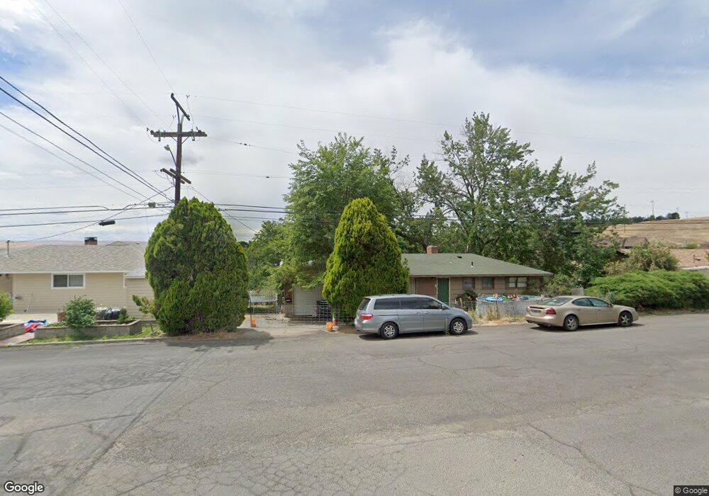 801 NW 5th St, Pendleton, OR 97801 - photo 1