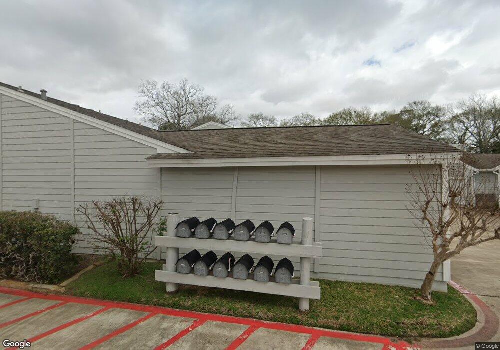 74 Hideaway Dr, Friendswood, TX 77546 - photo 1