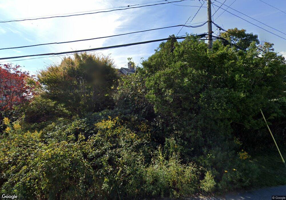 243 Carpenter Dr, Wakefield, RI 02879 - photo 1