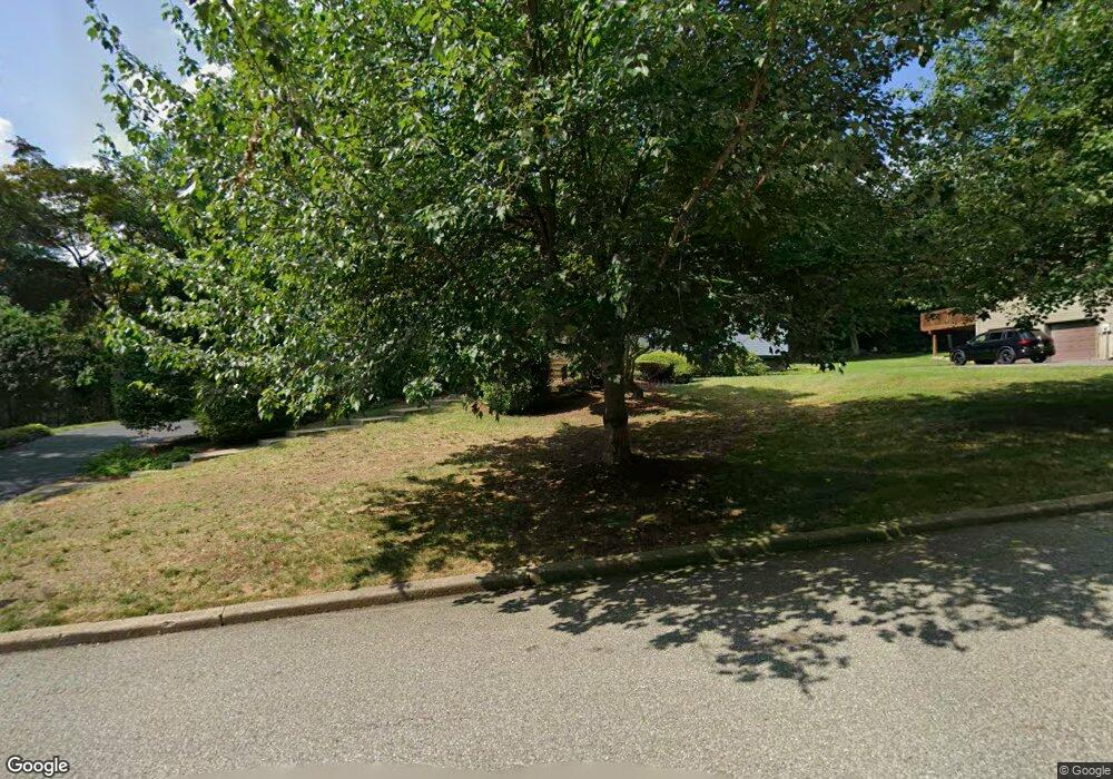 8 Column Ct, Ramsey, NJ 07446 - photo 1