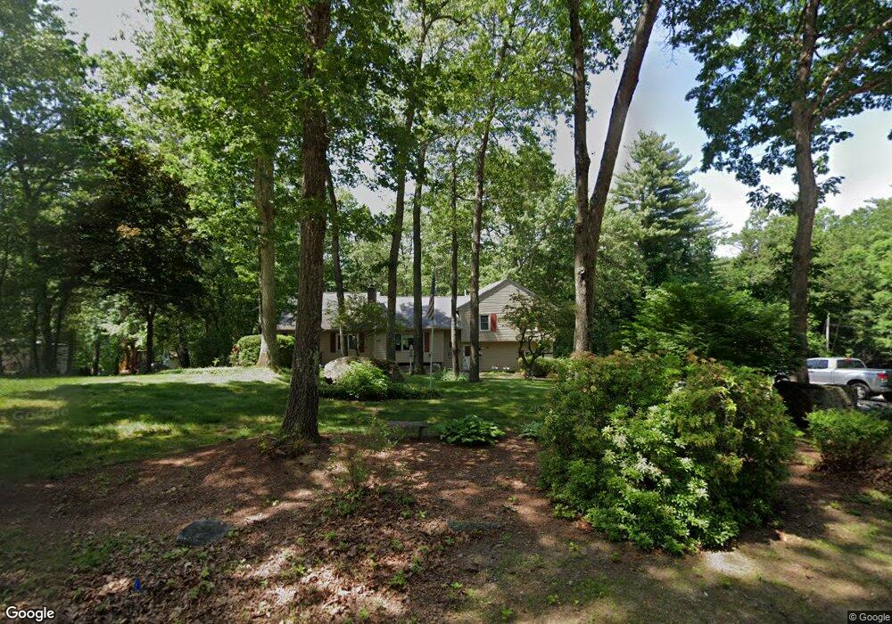 32 W Chamberlain Rd, Merrimack, NH 03054 - photo 1