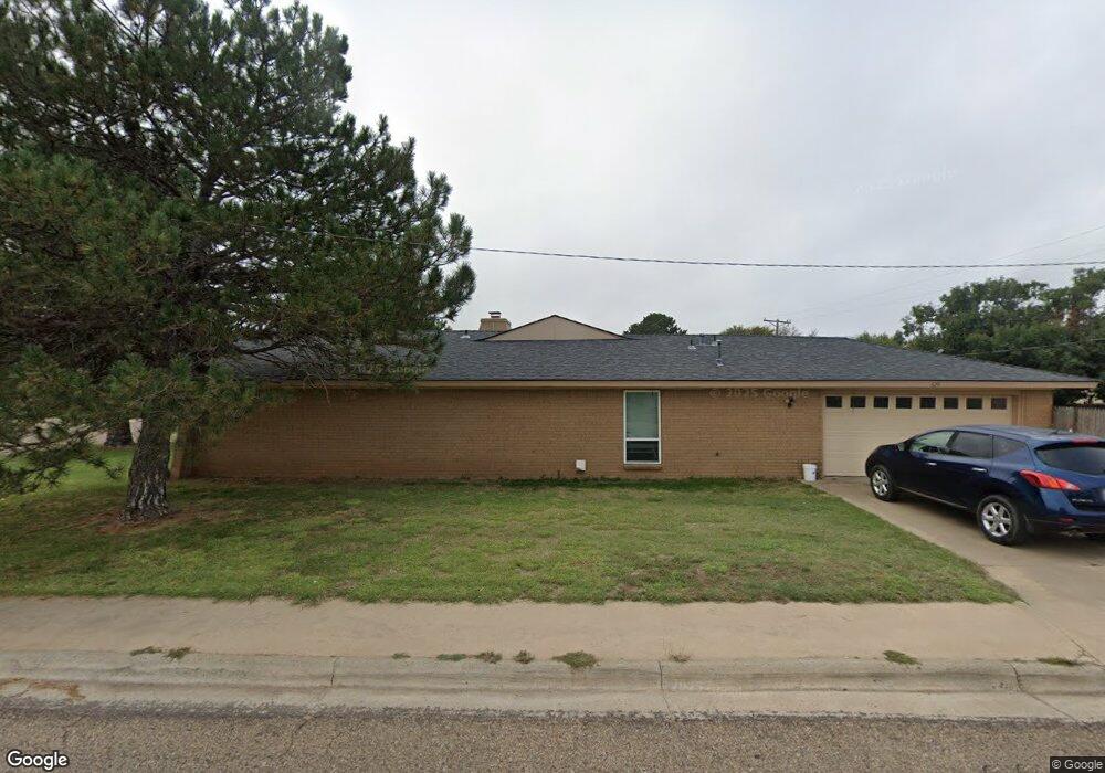 629 Forrest Dr, Dumas, TX 79029 - photo 1